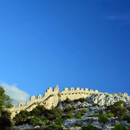 Apartament In With Sea View, Balcony, Air Conditioning, Wifi *